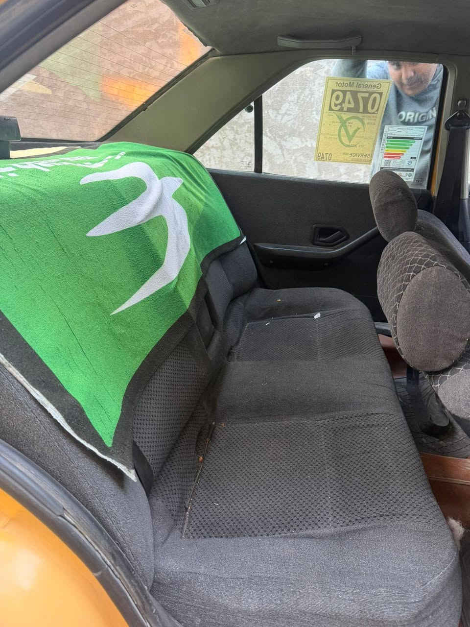 السلام عليكم بيجو بارص موديل 2011/مكينه وكير وصدر امامي خلفي وتخم تاير بجيس مصفره هيئة وغرامات تحويل مباشر تدفئه تبريد شغال سياره خير من لله
السعر 30 وبيهة مجال 
الهتف (***********
ومن الله التوفيق
