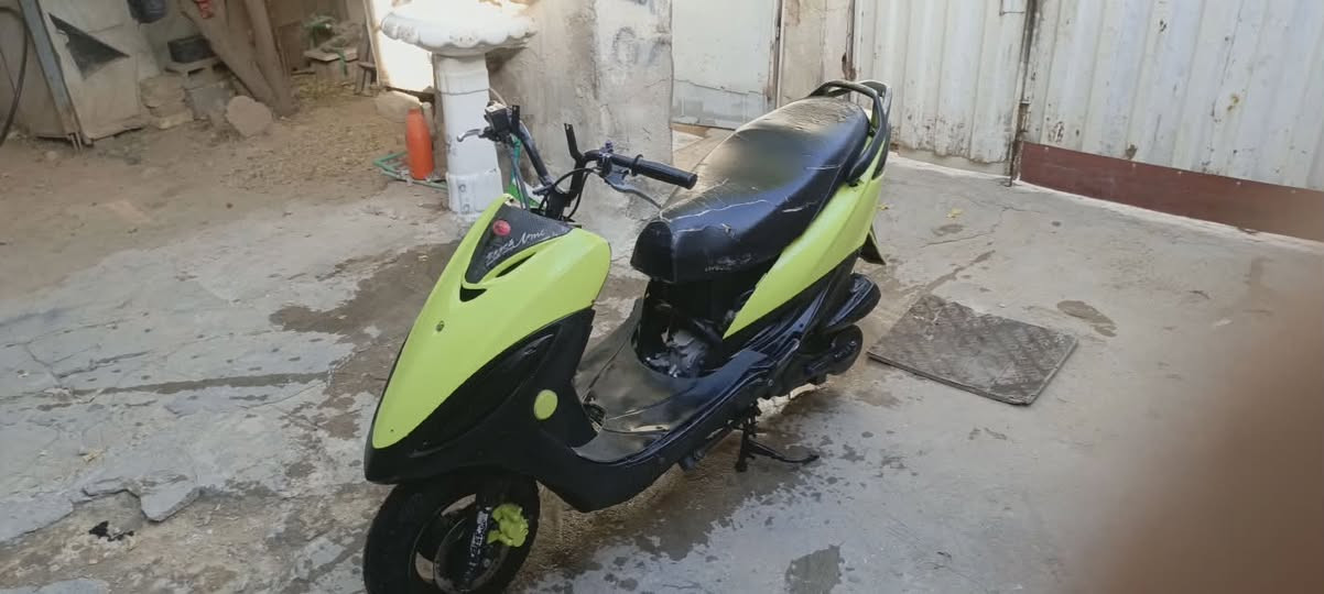 شلونكم شباب عندي هاي دراجه انا قافلها ايش صار 300 قافلها اني السعر تمام يلا


**إذا كنت صاحب هذا الإعلان وتريد حذفه لأي سبب، رجاءا أرسل رسالة إلى الدعم الفني**