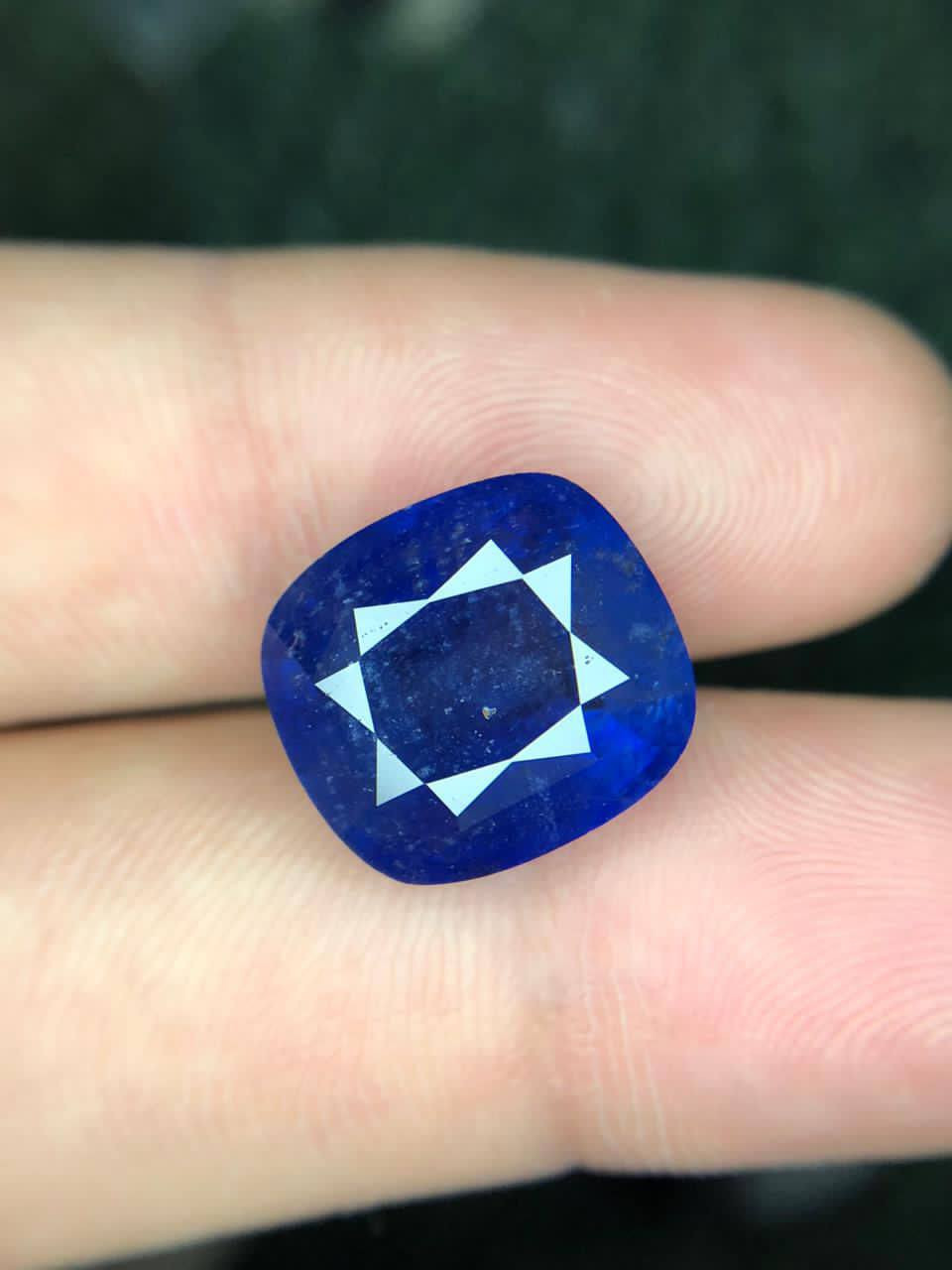 💎✨ Beautiful, Stunning Natural Blue Sapphire – Available for Sale! ✨💎
🔹 Gemstone: Natural Blue Sapphire 💙
⚖️ Weight: 11.65 Carats
📏 Dimensions: 13.1 × 12 × 7.2 mm
🌍 Origin: Sri Lanka 🇱🇰
👁️ Clarity: Included
🔥 Treatment: Heated
💎 Deep royal blue elegance – ideal for statement jewelry & collectors 💍✨
📩 DM for price & serious inquiries only! 💬


**إذا كنت صاحب هذا الإعلان وتريد حذفه لأي سبب، رجاءا أرسل رسالة إلى الدعم الفني**