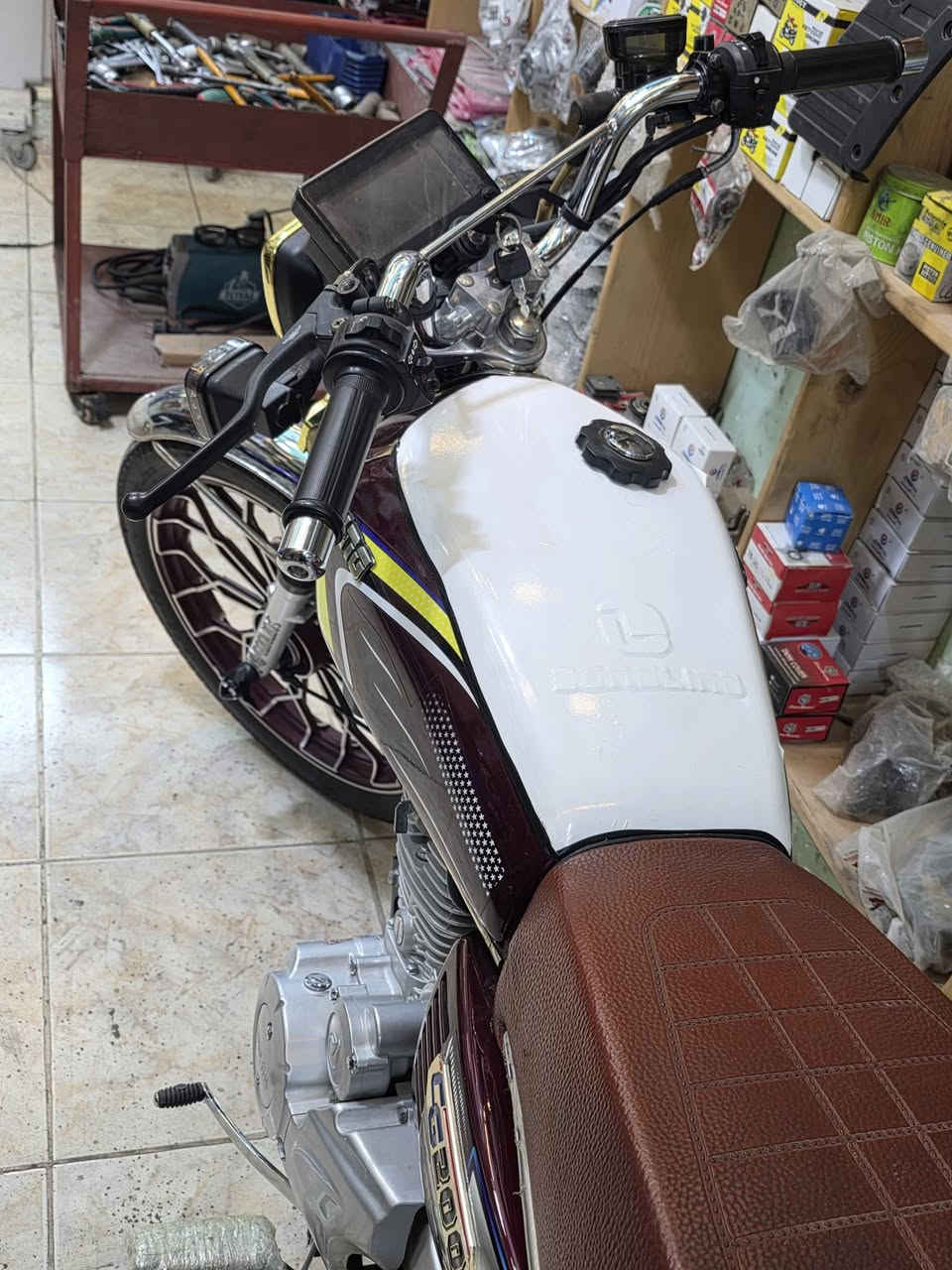 اخوان سيفان سونك اصلي 24 دراجه نضيفه جدن اوراق كامل سعر 650 شراي يتصل ويدلل مكاني ديالى مقداديه *********** ...
