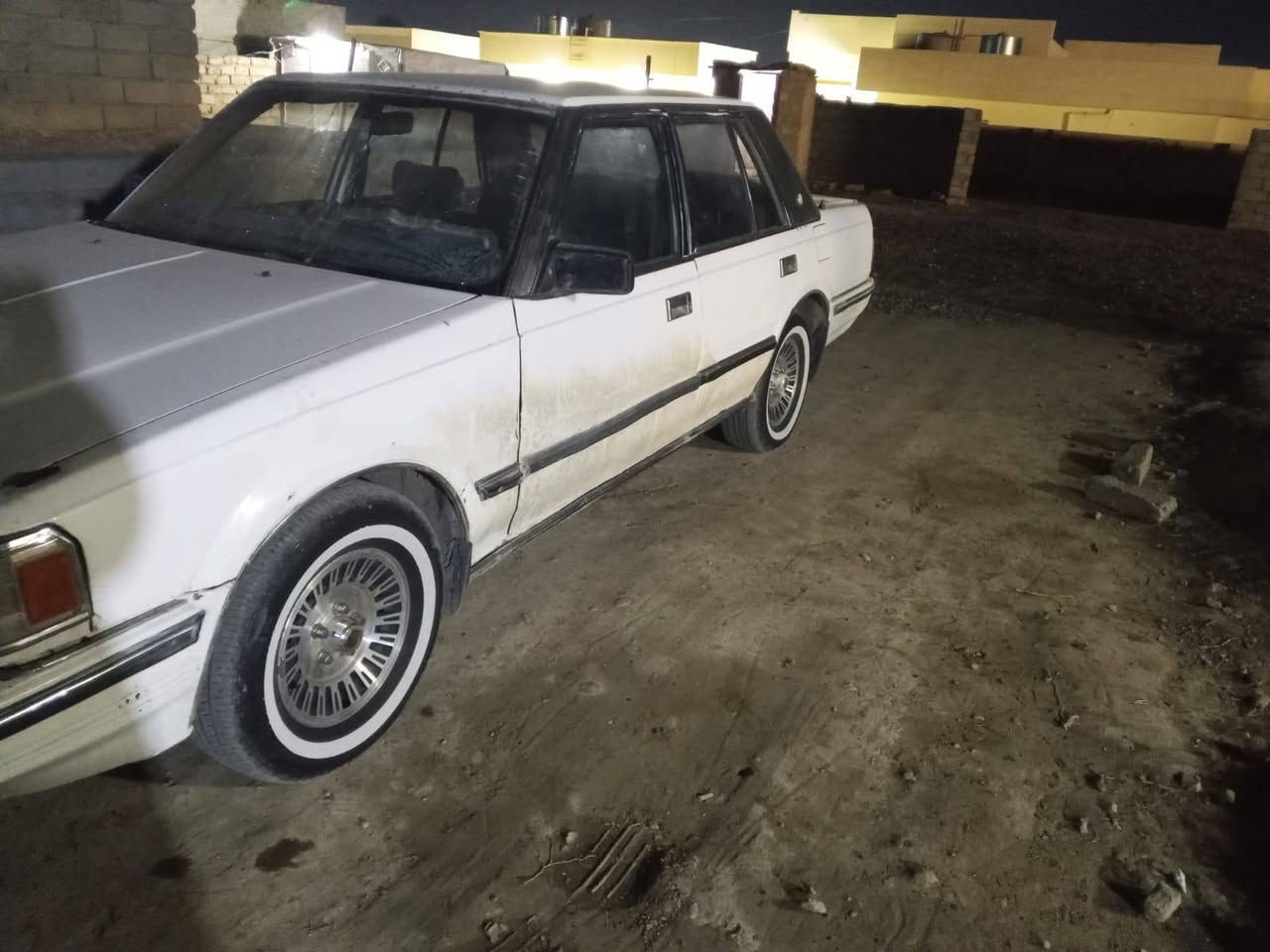 السلام عليكم سوبر 86 رقم دولي شرط التحويل والوكاله كير ومحرك بطه جدد صدر جديد تدفئه تبريد كربائيات كلها شغاله تخم تاير  جديد الاستفسار الاتصال على الرقم ***********
