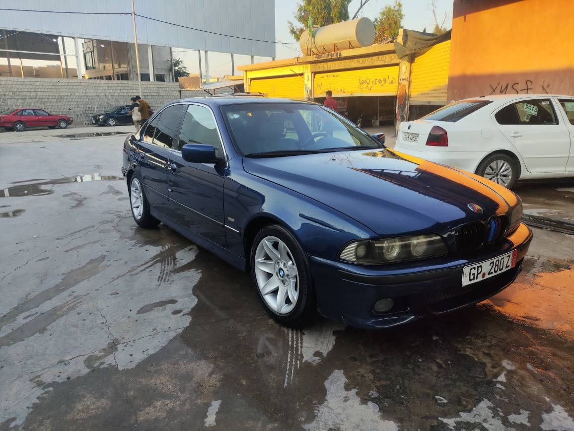 ***********
50 کەمێک مەعاملە 
 bmw 2001 
528 دەبڵ دیجیتاڵ گێڕ تۆماتیک 
سڵاید جام کارەبا  ئۆتۆ
 سوکان ڤلۆیۆم
 ئاوێنە شەفت
 کوشن  حەرەکە جڵد هیتەر و خەزنە 
تەعتیل سورعەیە
سیدی بۆکسە 
تەلەفونی بیلادی تیایە 
بیلاد بەرەدیە 
پێنج کەلەیە 
 سەوتی موکەبەرەی زۆۆر خۆشەو هەموی ئێیش ئەکات 
ناو ڕەساسیە 
یەک پارەچەی بۆیاخە بە شەرت بێ نەو گرتن 
مەنەفێست عەسڵی بە شەرت  
شوێن سلێمانی السليمانية, العراق
