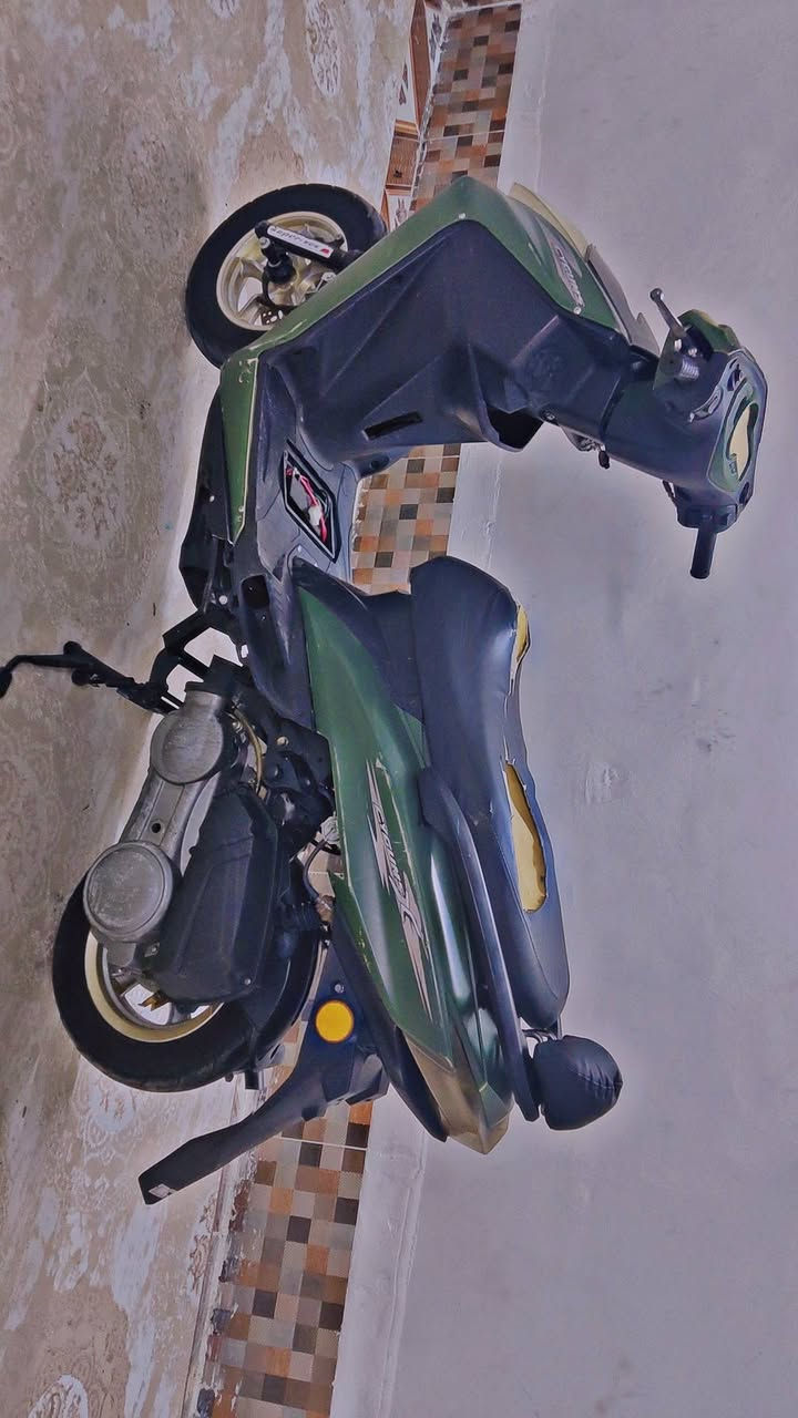 ماكس سكنس دراجه اوراق كامل أصولي باقي بس لوحات موديل 2019 سرعه 140 دراجه كفاله عامه  مابيه اي عطل أو نقص كله بل شرط علابلاد محرك ناعم لاصرف ولا بخار فول نشاط حيل ناعم كهربائيات وسلف ودشبول كله شغال ماطور فول نضافه سعره 300 بيه مجال قليل كركوك قادسيه الثانيه الرقم ***********
