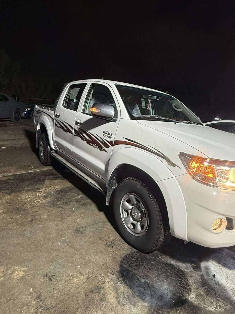 بيكم فورويل للبيع
موديل 2013 
رقم بغداد وتماتيك 
مكاني بغداد 
سعر 185وبيه مجال 
رقم الهاتف ‭0773 593 1991‬
