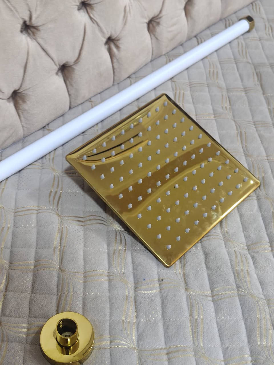 خلاط دوش كامل بهذه شكل حديد بل كامل لون ابيض ذهبي يفيده يراسلني سعر مناسب جدا


**إذا كنت صاحب هذا الإعلان وتريد حذفه لأي سبب، رجاءا أرسل رسالة إلى الدعم الفني**