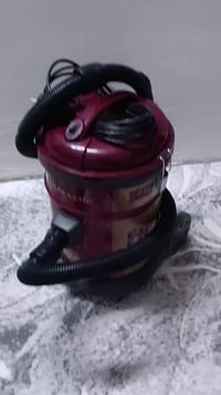 مكنسة كهربائية • بلا عيوب • كالار