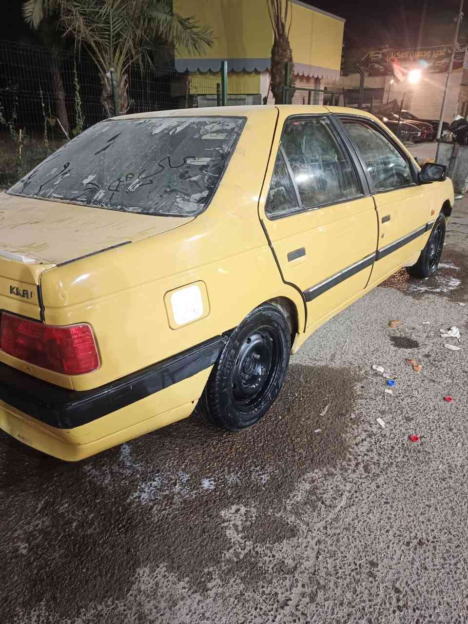 سلام عليكم بيجو للبيع موديل 20015 سيارة حلو وخير من الله تبريد تدفهه شغالت حداد خير من الله  سعر ٣٦وبيهه  بسمي مصفر هيه وغرامات  تحويل ثاني يوم  عنوان بغداد حبيبية ***********
