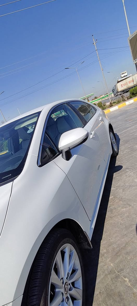 السلام عليكم 

تويوتا كورلا 2023 (SAS) ام الضمان  بيه بارد بابين 

ماشيه 100الف

بصمة/شاشا/

كامرة دوارة/تحمات/

قطعتين تبريد/

مكينه 1800

بلاجكتورات اشاير بل مري/

مانع نزلاق/حساس امامي خلفي

السعر (165) 

((موقع واسط .صويره))

***********
