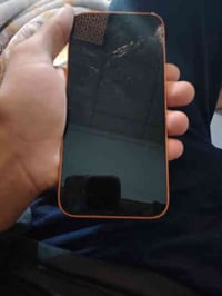 ايفون 17 برو ماكس ماستر Abm مستعمل اقل من شهر وكع هسه مني وتفطرت شاشه ...