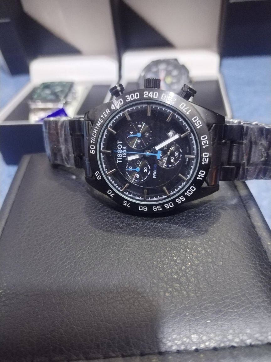 عروض🔥
ساعات كوالتي عالي 
وزن ثقيل 
قفل فراشة 
السعر 20 ألف 
توصيل جميع المحافظات 5 ألف
📲 ***********
