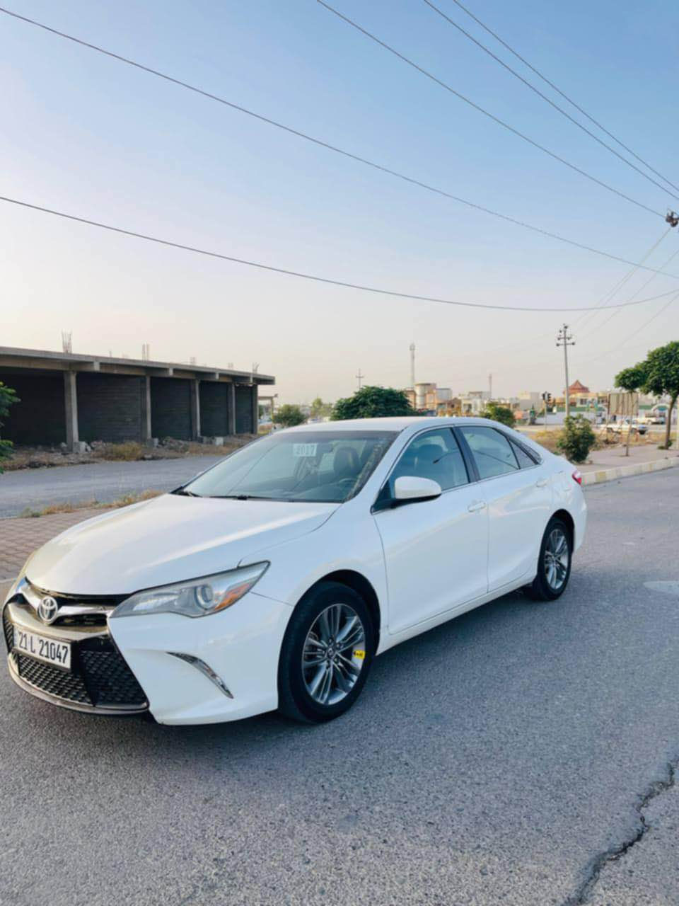 کامری مۆدیل ٢٠١٧ دو پارچەی بۆیاخە بۆنیت و چاملغ بێ ناو گرتن 
مواسەفات se چوار تایەی تازەی لە ژێرە 
سەنەوی تازەیە تا ٢٠٣٠. بە ناو خۆمەوەیە. کۆبۆن بەنزینی هەیە 
گێڕ و مەکینەی بێعەیبە بەشەرت 
سعر ١٥٨ وەرەقە 
ژ.م ***********.     ((***********)) السليمانية, العراق
