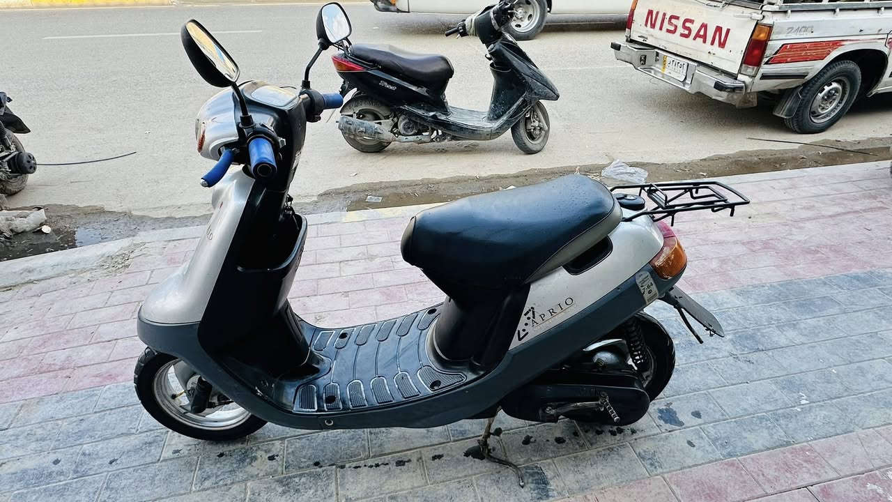 بطه موديل ٩٩ نضيفه كله شغاله سلف هندر كهربائيات مابيه نقص
سعره ٢٥٠ 

***********
