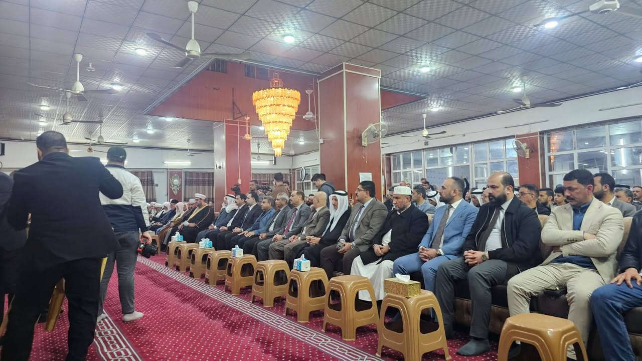 ✨ الحمد لله الذي بنعمته تتم الصالحات ✨
تم بعون الله تعالى اليوم افتتاح المدرسة الشرعية للعلوم العقلية والنقلية والقرآنية
📍 مدرسة سالم الجادر
وجرى الافتتاح بحضور كوكبة طيبة من الشيوخ الأجلاء، إضافةً إلى السيد مدير الأوقاف، وسط أجواء إيمانية مباركة ودعوات صادقة بالتوفيق والسداد.
نسأل الله أن يجعلها منارةً للعلم والهداية، وأن ينفع بها أبناء مدينتنا الكرام 🤍
#افتتاح_مبارك
#العلم_نور


**إذا كنت صاحب هذا الإعلان وتريد حذفه لأي سبب، رجاءا أرسل رسالة إلى الدعم الفني**