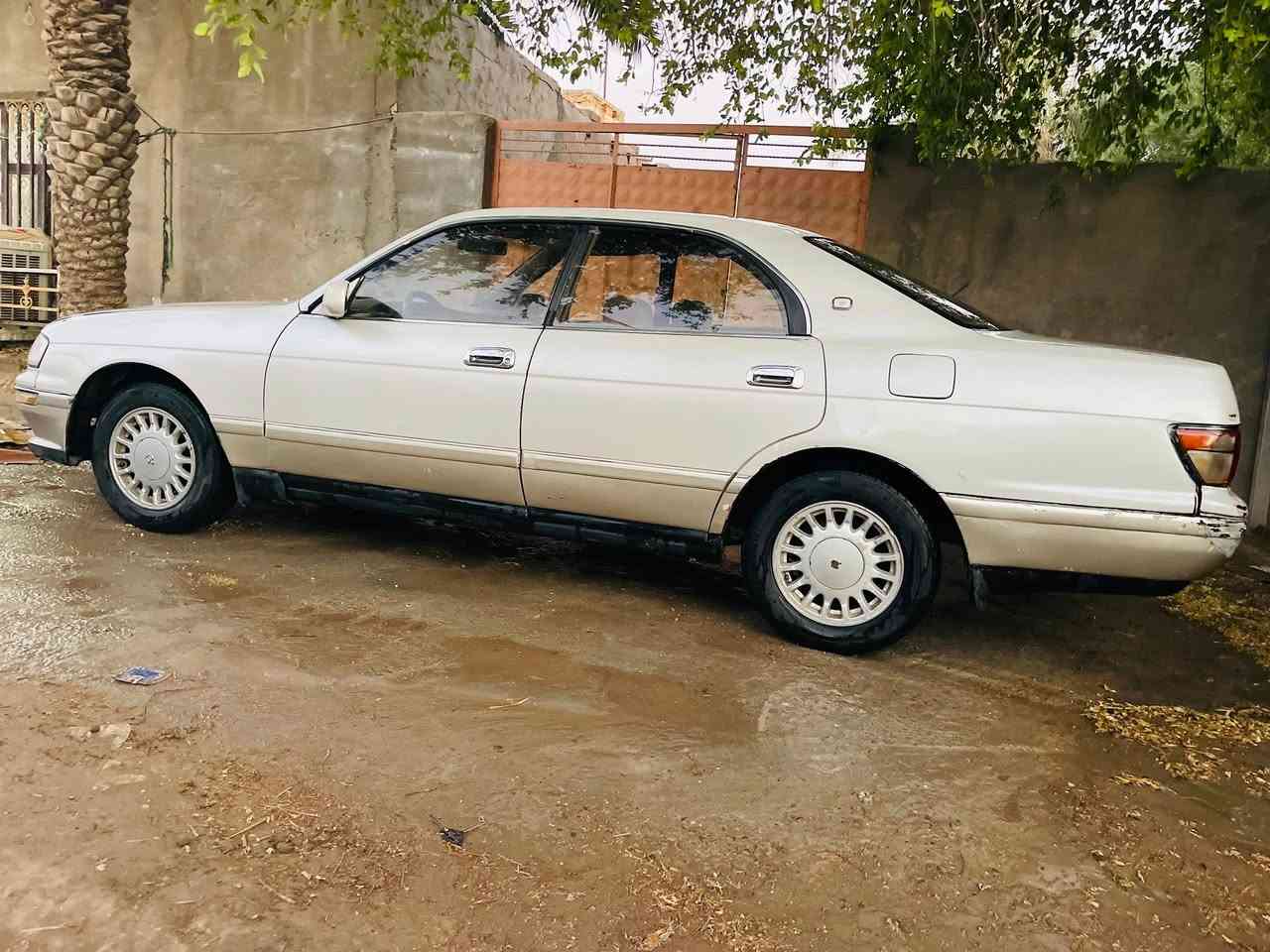 سلام عليكم سياره البيع بطه موديل 93  سياره مكفوله من كصه وكلبه كير مكيه حاويه ستوني شاده رقم جديد بابل  تحويل شوكت متريد  حداديه جديد تخم تاير سياره خير من الله  
#العسر 57 وبيه مجال مكاني دوانيه قضاء شاميه  ***********
