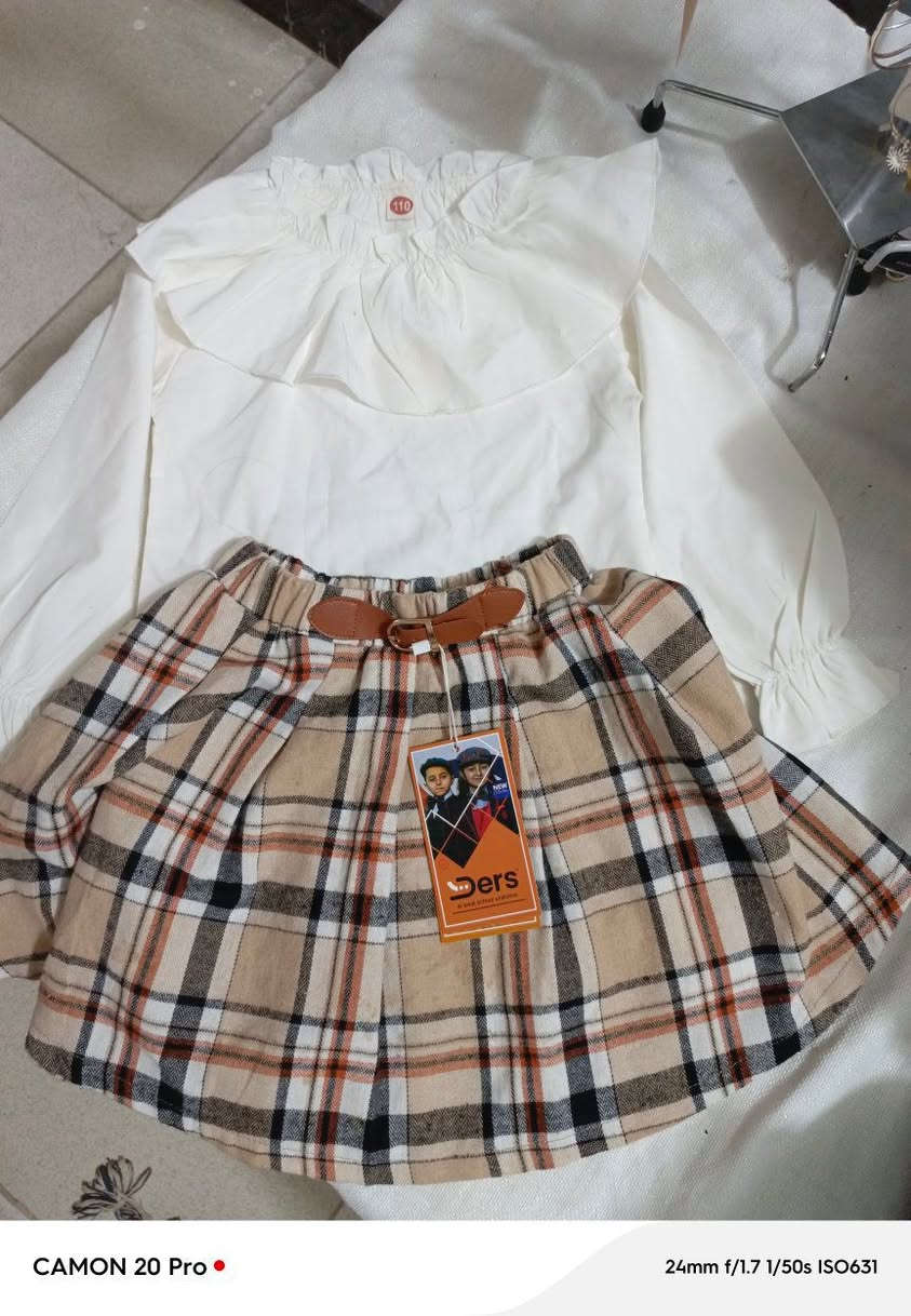 مرحبا بنات عندي ملابس ماركه مستوردا اتلبس عمر 4او5او6 عندي توصيل


**إذا كنت صاحب هذا الإعلان وتريد حذفه لأي سبب، رجاءا أرسل رسالة إلى الدعم الفني**