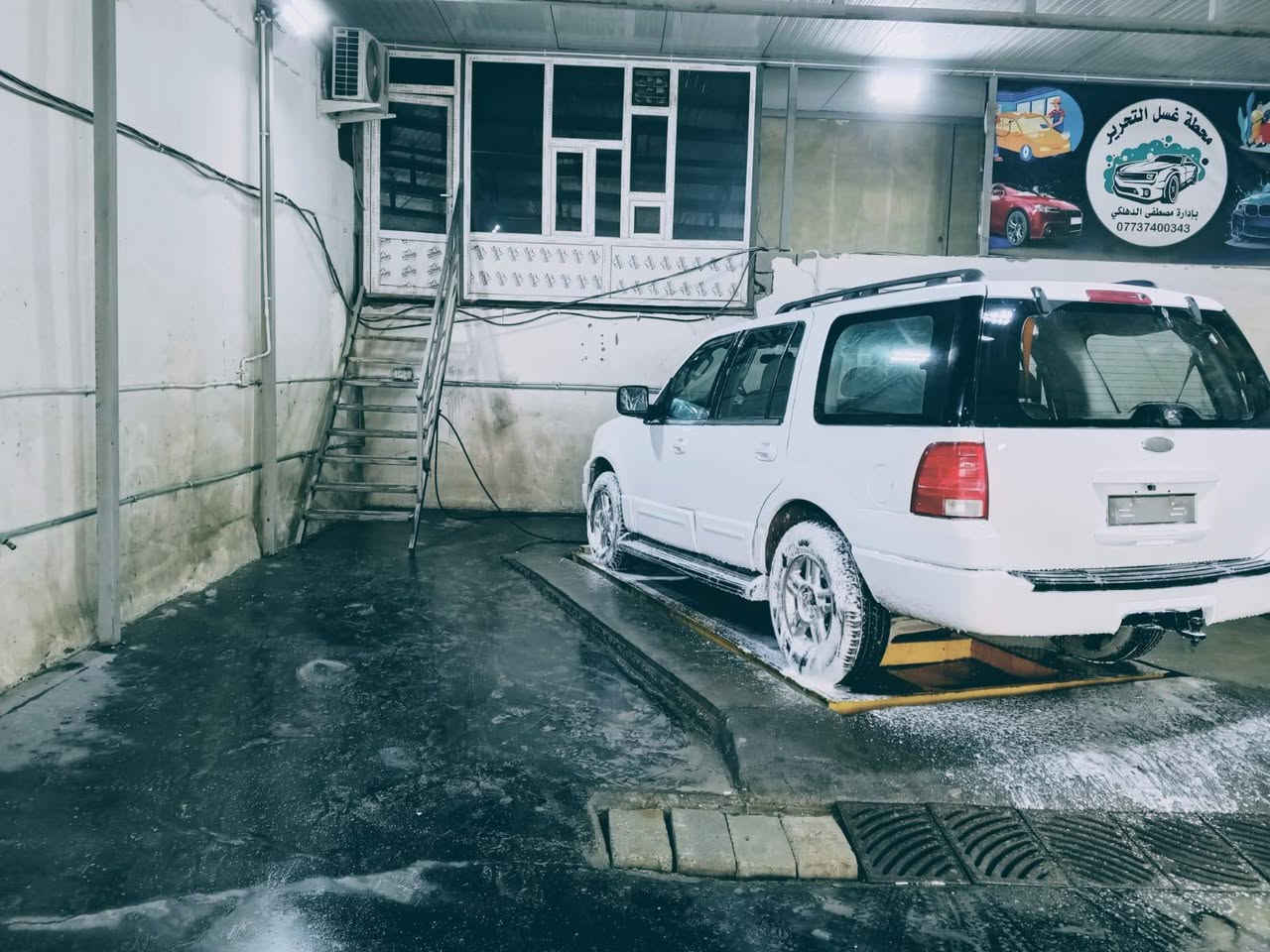 السلام عليكم فورد 2006 سياره داخل جديد كيرو ماكينه جده شرط صدرها زين سياره مصبوغه جماليه فرن بالسياره بدون ضرر الماكينه 3000 ملكه تبريد سياره السعر 69$/***********
