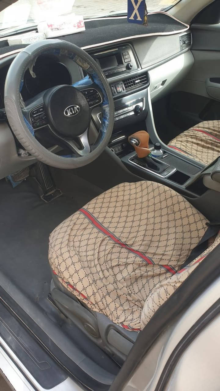 السلام عليكم 
اوبتيما مديل 16 خليجي 
مكينه 2400 كير حداديه تبريد تخم تاير جاهزه سياره 
بيه جاملغ وبنيد 
رقم مثنى بسمي مداور ثاني يوم 
السعر 138 وبيه مجال 
مكان السياره السماوه مكتب الحچيمي شارع السكك الرئيسي 
***********
