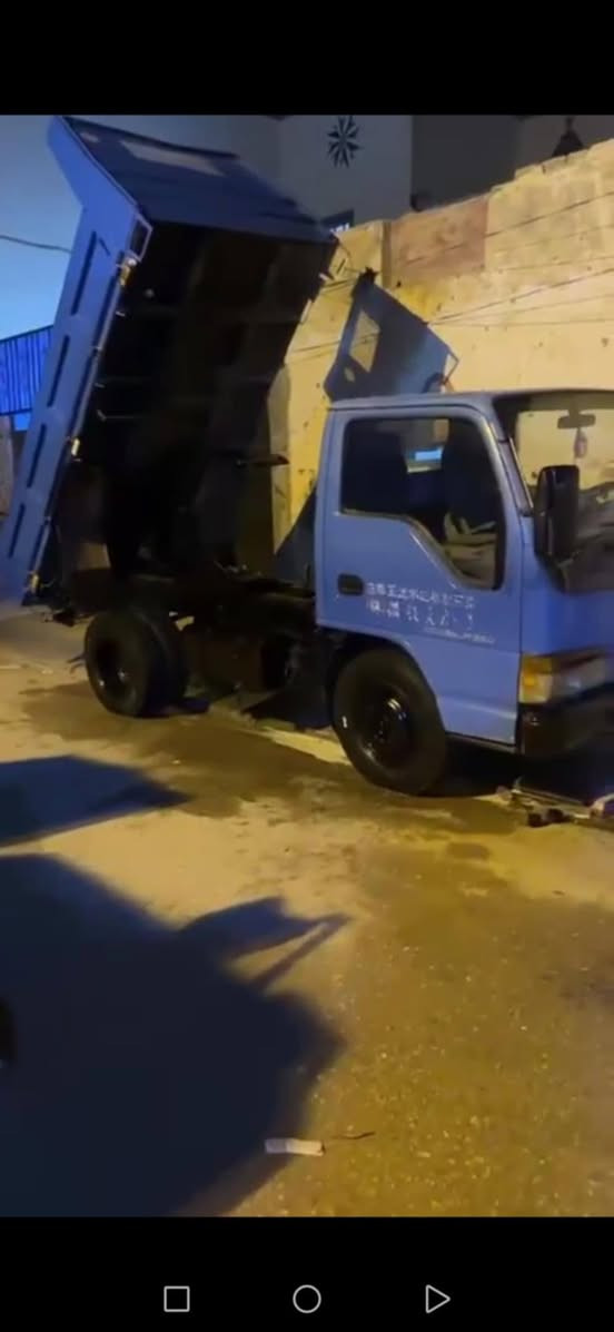 البيع ازوزه مديل 96. نجف بسمي. محرك 105 بي خيط بخار   شاصي مكفول  تخم تاير كهرباية. كله شغاله دوشمه. بلاد قلاب. سعر 80 وبيه مجال. ***********.  سياره بل نجف
