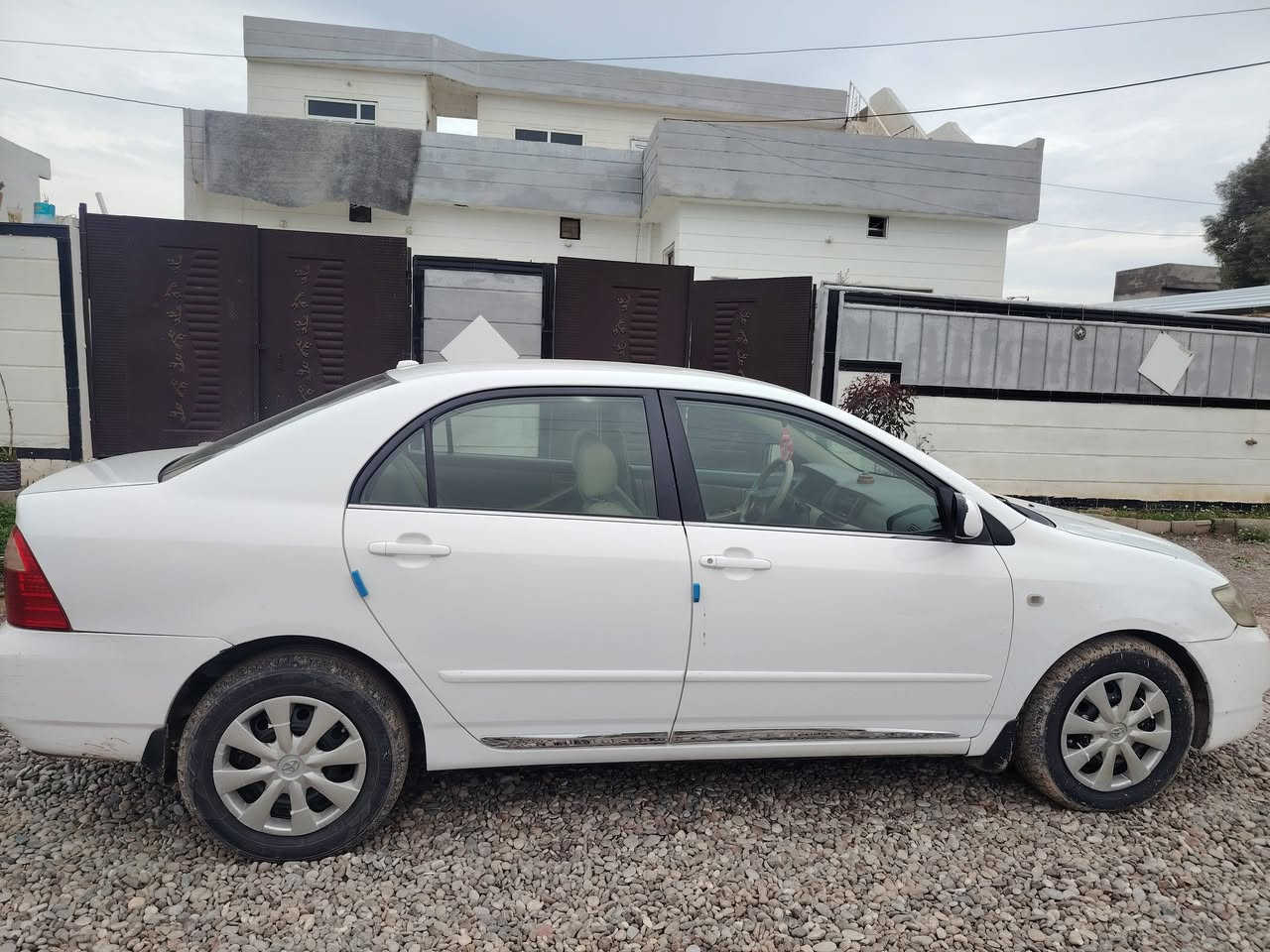 كورلا بيكاجو موديل ٢٠٠٦ خليجي محرك ١٨ رقم شمالي شبر صبغ براس البونيد مكانين تعديل بارد بصيط السعر ١٠٥ وبيها مجال المشتري يتصال ع هاذا الرقمين
مكان السيارة كركوك مكلف بل نشر
***********
***********
