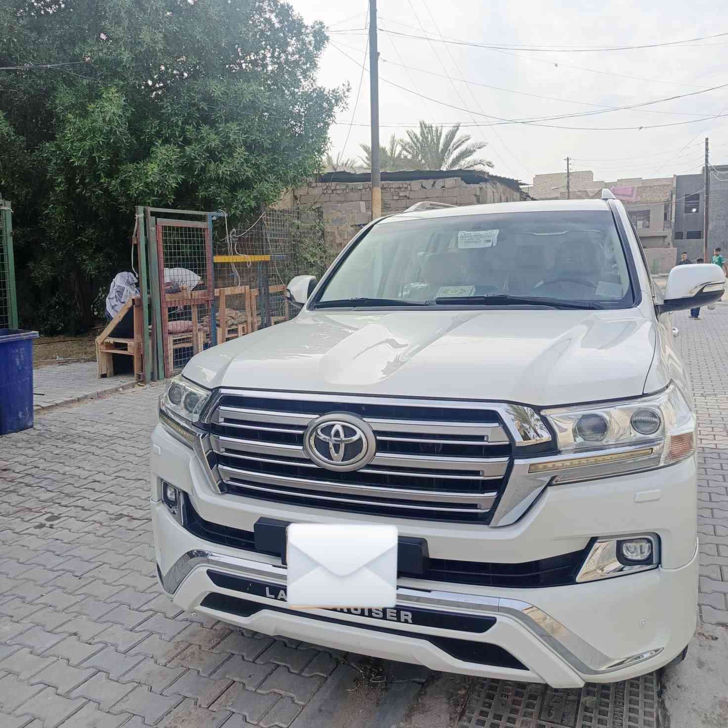 سلام عليكم
لاندكروز 2017 فول 
ومكفوله من ضربه وصبغ وتبديل مكينه 6
رقم بغداد 
عنواني بغداد المحموديه
هاذه رقمي ***********
