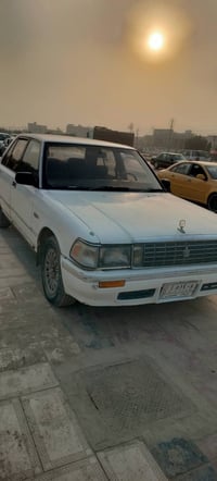 تويوتا كراون • سيدان • ١٩٩١