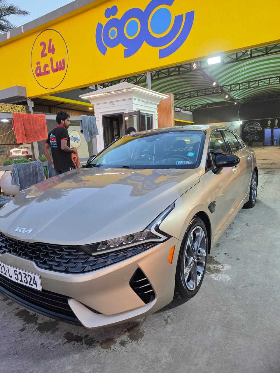 السلام عليكم K5 امريكي  2022
فول موصفات

محركها كايم

محرك 1600 

بانوراما

بصمه

كشنات جلد

كشنات تدفئه تبريد

شاحنه واير لس

سايد بريك كهرباء

مود درايف ٤ وضعيات قياده

وهوايه مواصفات حلوه

تخم تاير جديد 

وبقية الكلاوات ما اعرفهن 

بجم كبس حادثها خلفي فقط صندوك 

السياره حلوه

سعرها 130

وبي مجال مكانها بغداد


**إذا كنت صاحب هذا الإعلان وتريد حذفه لأي سبب، رجاءا أرسل رسالة إلى الدعم الفني**