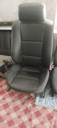 من رخصة الأدمن المحترم تخم كشنات مخمل اسود ميكانيكي  كشنات اسود جلد مي...