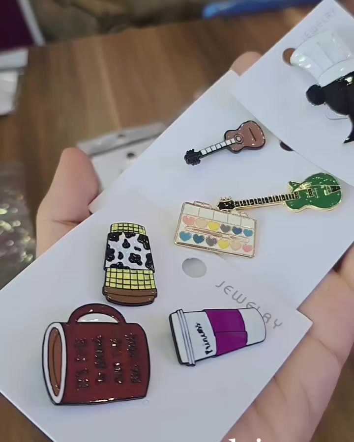 بروشات بناتية بمنتهى الجمال
سعر الكرت ٣ الاف
تتوفر خدمة توصيل


**إذا كنت صاحب هذا الإعلان وتريد حذفه لأي سبب، رجاءا أرسل رسالة إلى الدعم الفني**