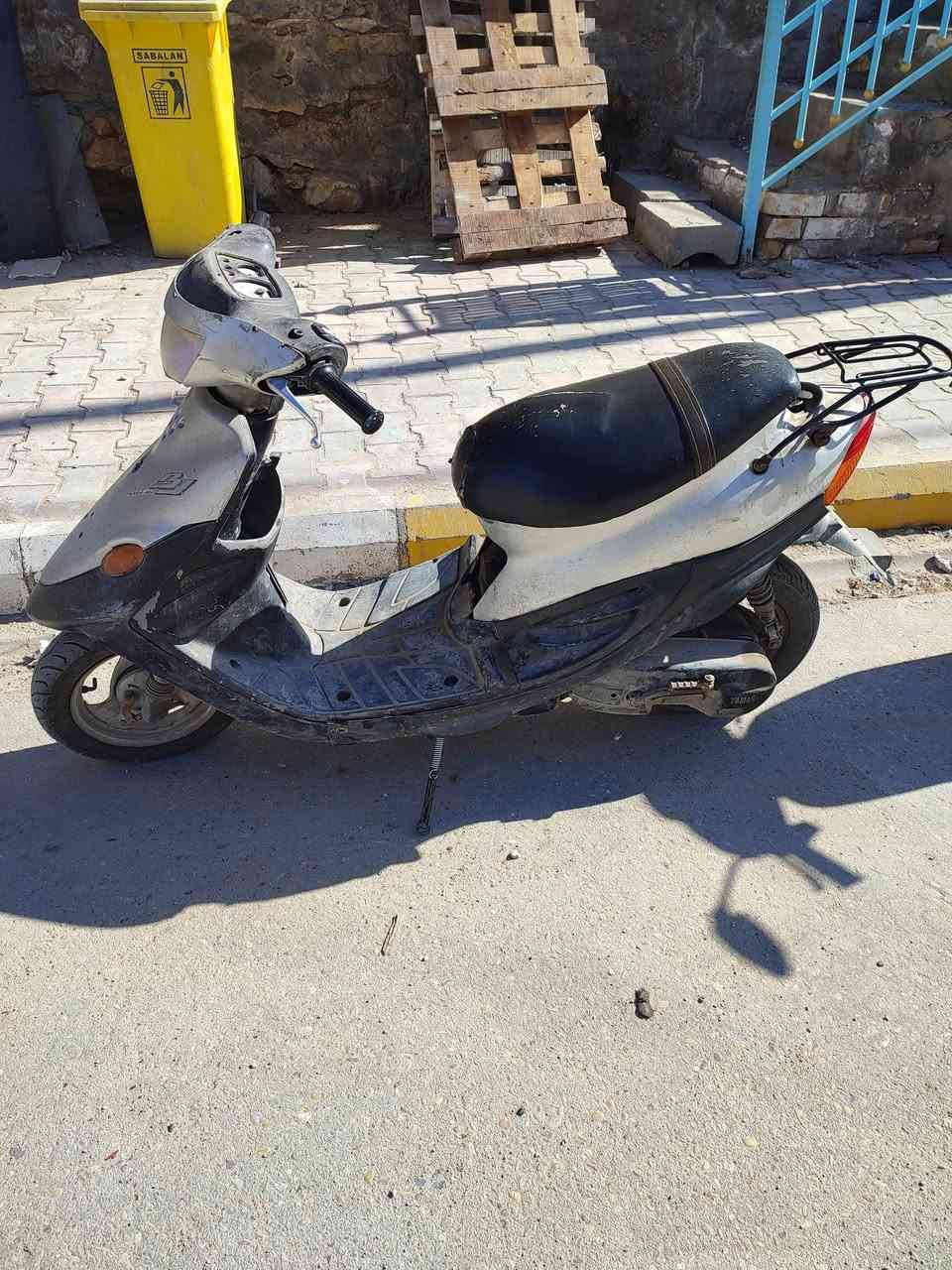 سلام عليكم دراجه بيجي فحل ياباني دراجه صاله شهر بالباب واكفه ابيع كوم حديد ب١٥٠ قفل لا تعاملني ولا اعاملك مكاني رميثه أو مراوس بكير واطي فرق حتى لو كلك
***********
