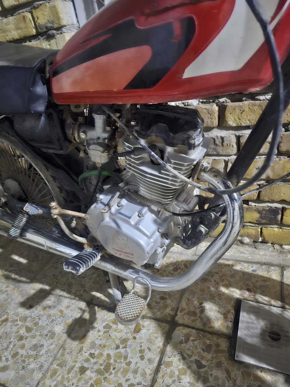 سلام عليكم دراجه كلك للبيع بيها عطل فقط بريك سعر 150 فقط الشراي يتصل  ***********
