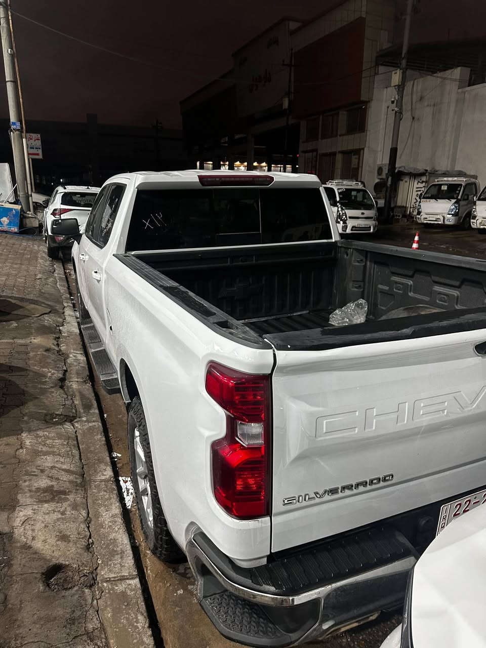 شوفرليت سلفرادو
٨ سلندر
فئة LT
موديل 2024
بيه باب خلف السايق تبديل
ويا شوية صبغ جاملغ خلف الباب
السيارة ماشيه قليل
الموقع: أربيل
للاستفسار:
***********
🔴السعر 💵 علق يوصلك سعر السيارة ✅💸
#شوفرليت_سلفرادو #سلفرادو_2024 #سيارات_اربیل #بيع_وشراء_سيارات #Iraq_cars_kd
