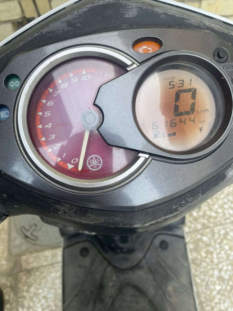 سلام عليكم سكنس فحل مختمة كلهة اوراقهة كاملة اي نقص مابيهة نكره سلف زوج تايرات جدد كهربايات كلهة شغالة مكاني بلديات السعر 750 رقمي***********
