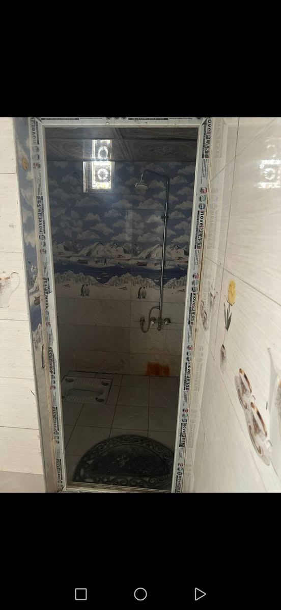 بيت للايجار ٥٠م بيت جديد ونظيف وقريب ع شارع العام والسوق 
مقابيل قرية الغدير عامود 280 شارع المطحنة 
واتساب
***********
اتصال
***********
