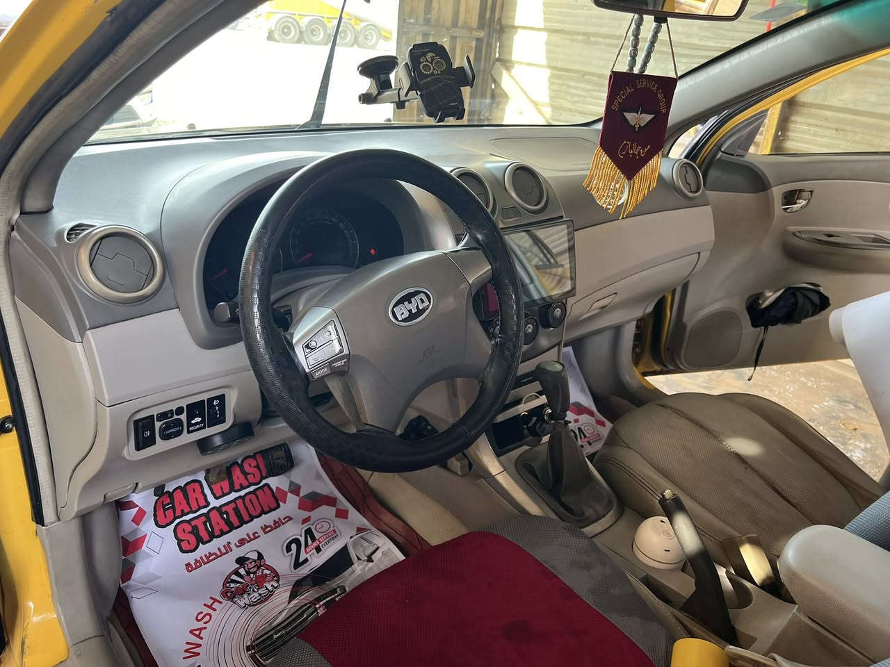 سلام عليكم بيواي دي G3موديل2013رقم نكليزي  جديد بغداد باسمي تحويل ثاني يوم كير مكينه يخبل كير عادي محرك قبق اسود مرغوب تبريد شغال  مصفره هيئه غرامات  الكشر بي ملاحضات سعر٤٥ وبيهة مجال قليل رقم الهاتف*********** اسف عل اطاله
