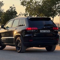 السعر 188  —  للبيع جيب كراند شيروكي 2018 ليمتد  ماشية 112000mi گير وم...