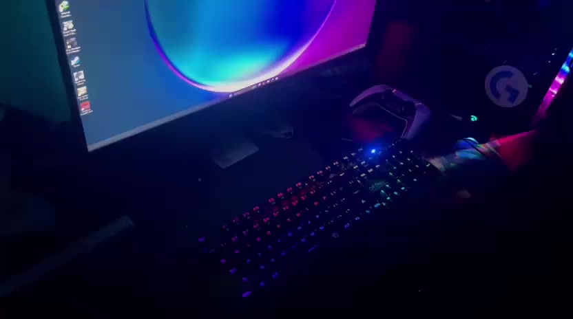 سلام عليكم
الكيس
I5 11400f
M.b Asus h510M-k r2.0
Rtx plait 3060 12gb 
Ram xpg ddr4 rgp 3200 2x8 16gb 
M.2 500gb
Hdd 500gb
Pawer splay Aza 650 w 
Case Fantech black 4fan rgp

الشاشة 
Black wolf 
27inc
2k
165hz
Ips
1ms

Ups off line maxima 1500 مبدله بطاريات جدد 

ميز اسود ارجيبي اخو الجديد يتفصخ
مقاسات 
٧٠ ارتفاع 
١٢٠ طول
٦٠ عرض
ماوس g502 game one 
كيبورد اسود ميكانيكي
*********** واتساب
