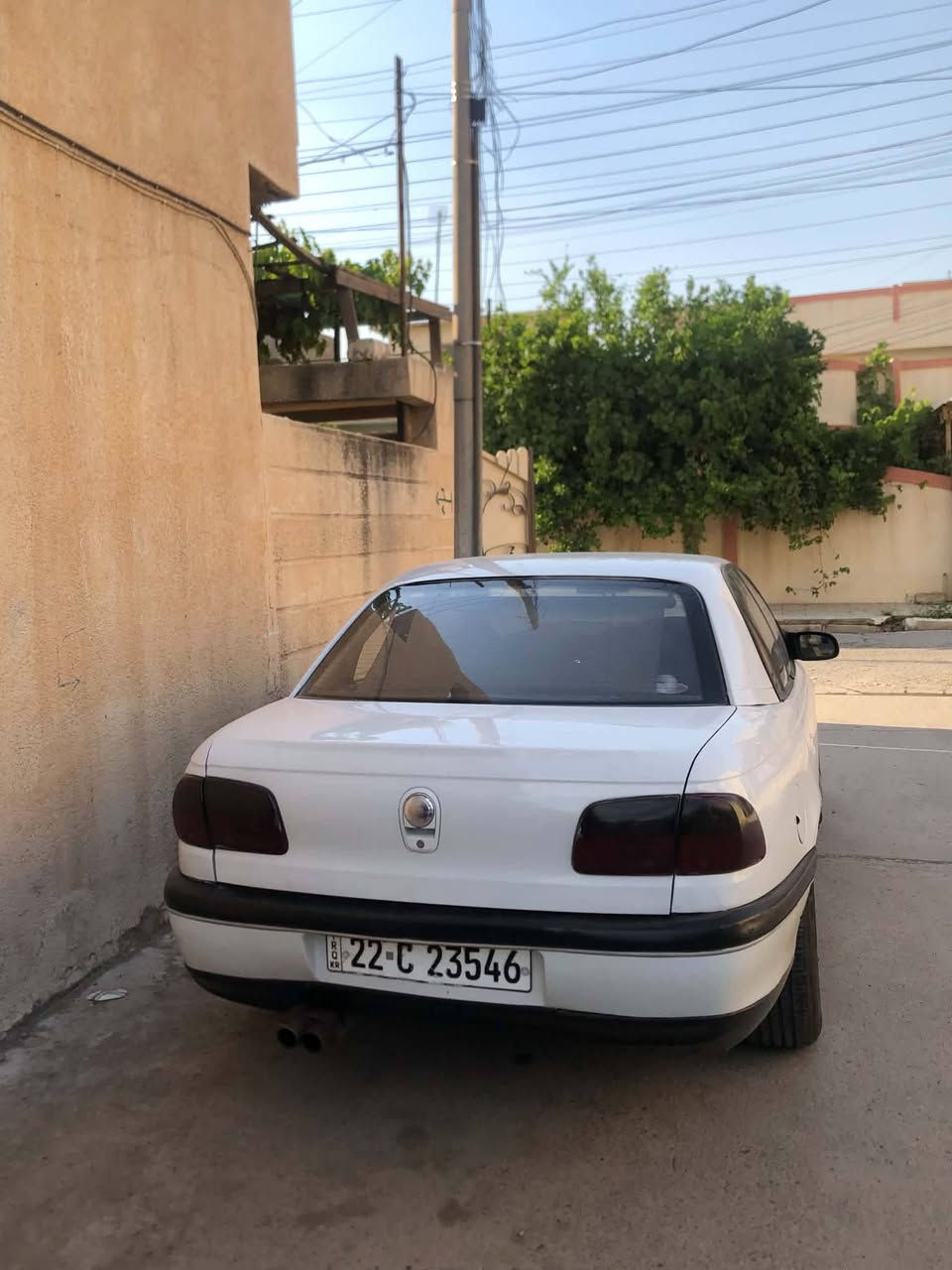 السلام عليكم
اوبل اوميكا بزون للبيع 
موديل 1997
محرك كبس 20 كير عادي 
سلايت 
كشنات كهرب كشنات جلد 
بطاين ابواب جلد 
جام امامي كهرب 
تبريد قطعتين  /يعوزو غاز فقط 
رقم اربيل مسطرة سنوية لل 2029
طخم امامي وخلفي  جديد
طخم تاير جديد
السعر 60 وبي مجال 
+964 776 884 1500
***********
