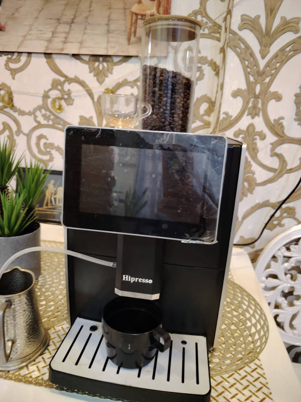 مكينة قهوة اوتوماتيك سعر 350 الف بيها مجال ***********
