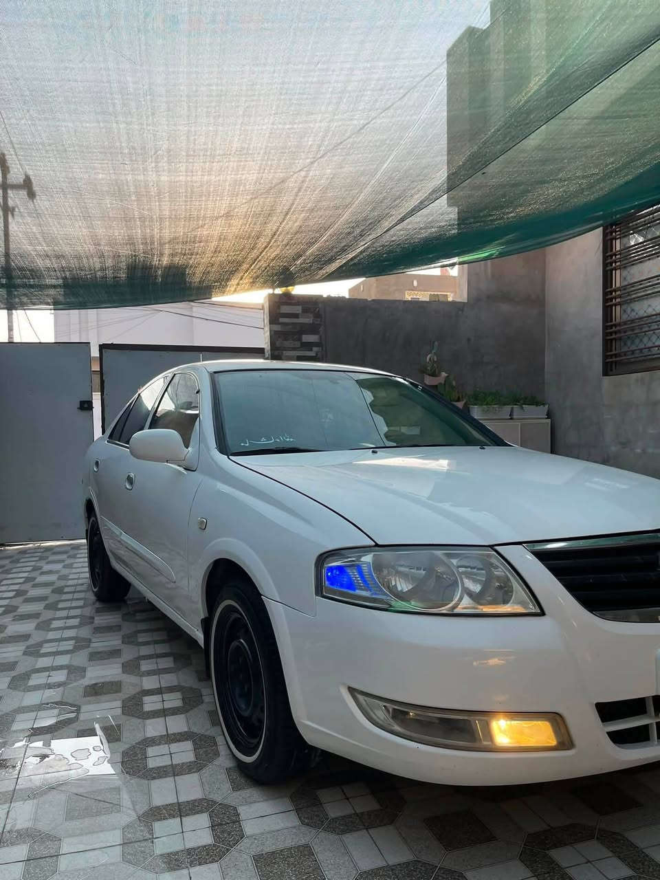 نيسان سني ٢٠٠٩ بيها صبغ جاملغ وحافه الباب فقط  بدون بارد بدون دواخل مكينه وكير وحداديه ع الشركه  تخم تاير وباتري  جدد  تبريد ثلج مبيها نقص ابد   رقم بغداد سنويه جديده وتحويل مباشر السعر ٨٨ وبيها مجال جداً بسيط مكاني بابل
***********
