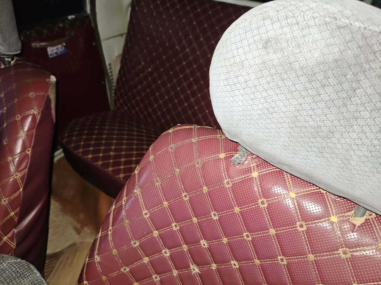 بيكم 88 للبيع  مصبوغه عام كهربائيات جديد كله شقاله مكفوله من محرك وكير شرط  كير 5نمر محسن
مكفوله من اي ضرر  
السعر 45 وبيه مجال الاستفسار عله الرقم ***********
