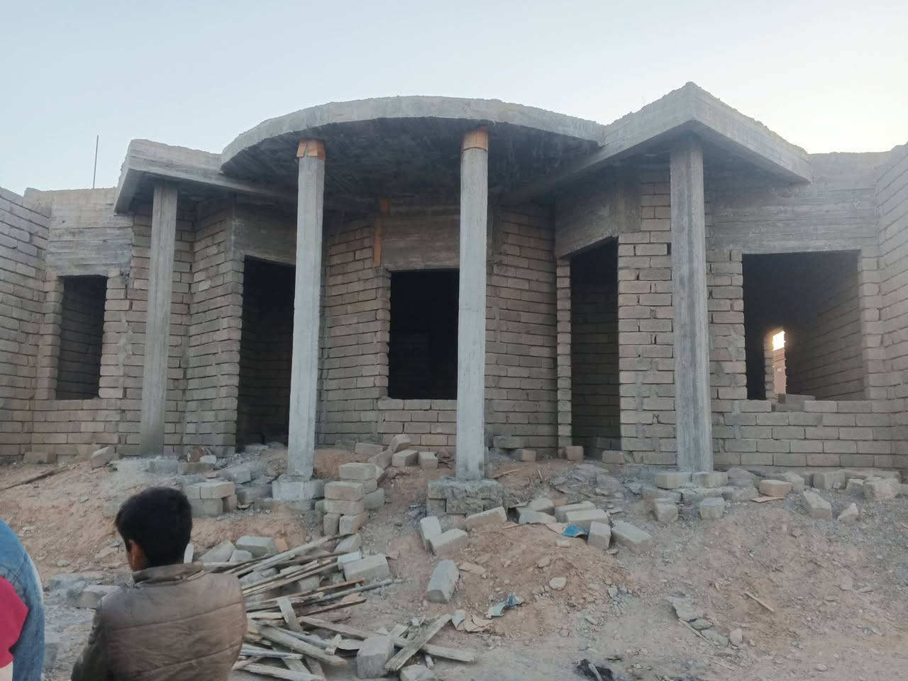 لي محتاج نجار  يتصل
*********** وتدلل
