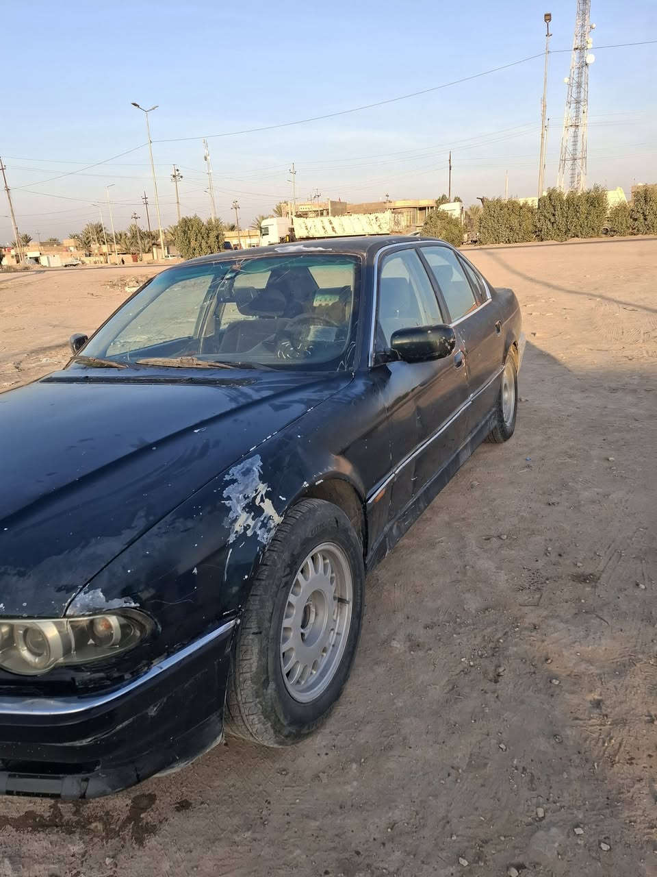 السلام عليكم سياره بيئم كاسحه     1997محدث 2000 سياره كير ومحرك بلباكيت 8سلندر تبريد نقص غاز كشرها وداخل يرادله ترتيب صدر امامي خلفي خير من الله سعر 50وبيها مجال رقم انبار باسمي ***********
