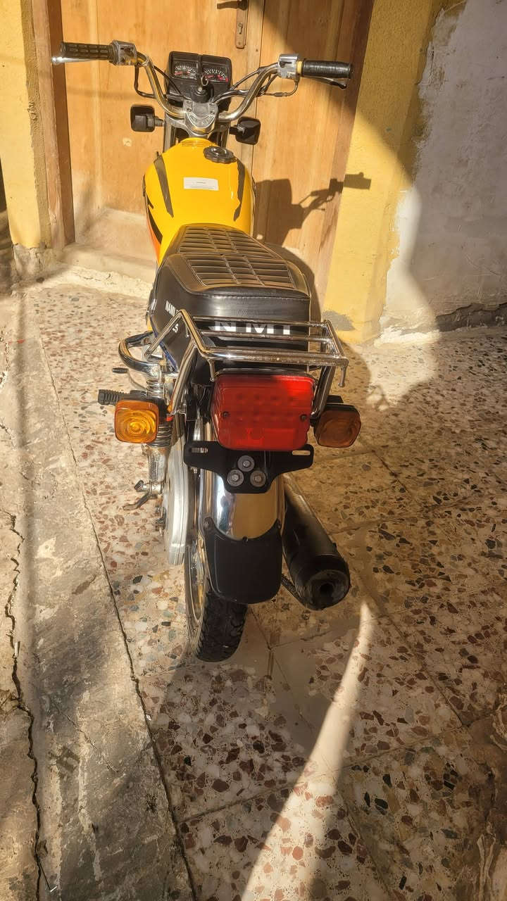 سلام عليكم دراجة 4 كير  مكان كوت رقم وسنوية مديل 22 السعر والاستفسار رقم ***********
