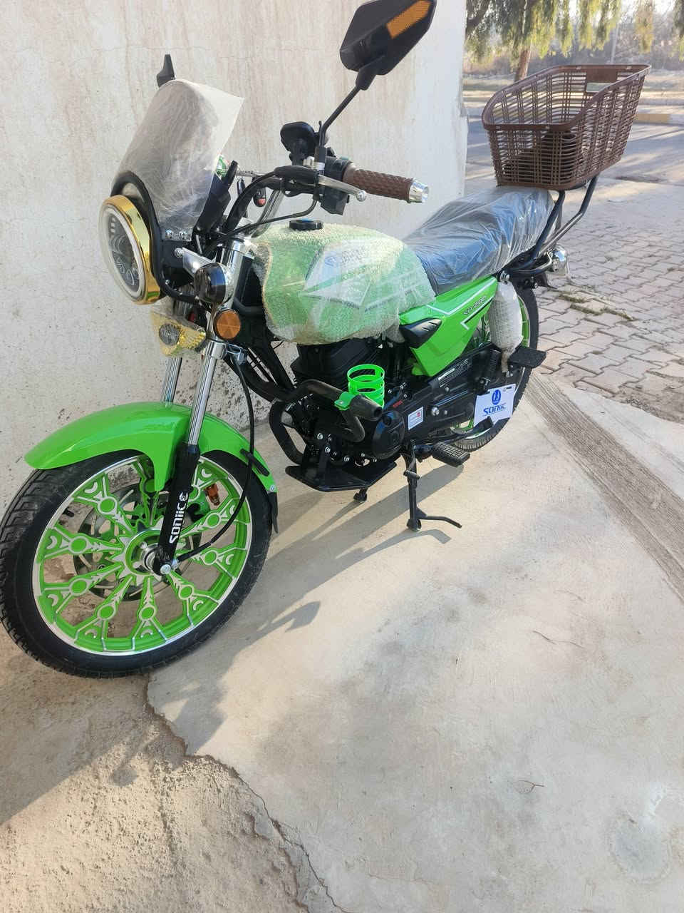 السلام عليكم موطور موديل 2026 للبيع
موديل 2026 جديد صار اقل العشره ايام من اخذته ماشي ٥٠٠ جديد شرط كله بلادي السعر 970 وبي مجال سبب البيع الضروف الخاص مفتوح والرقم *********** وحياكم الله
