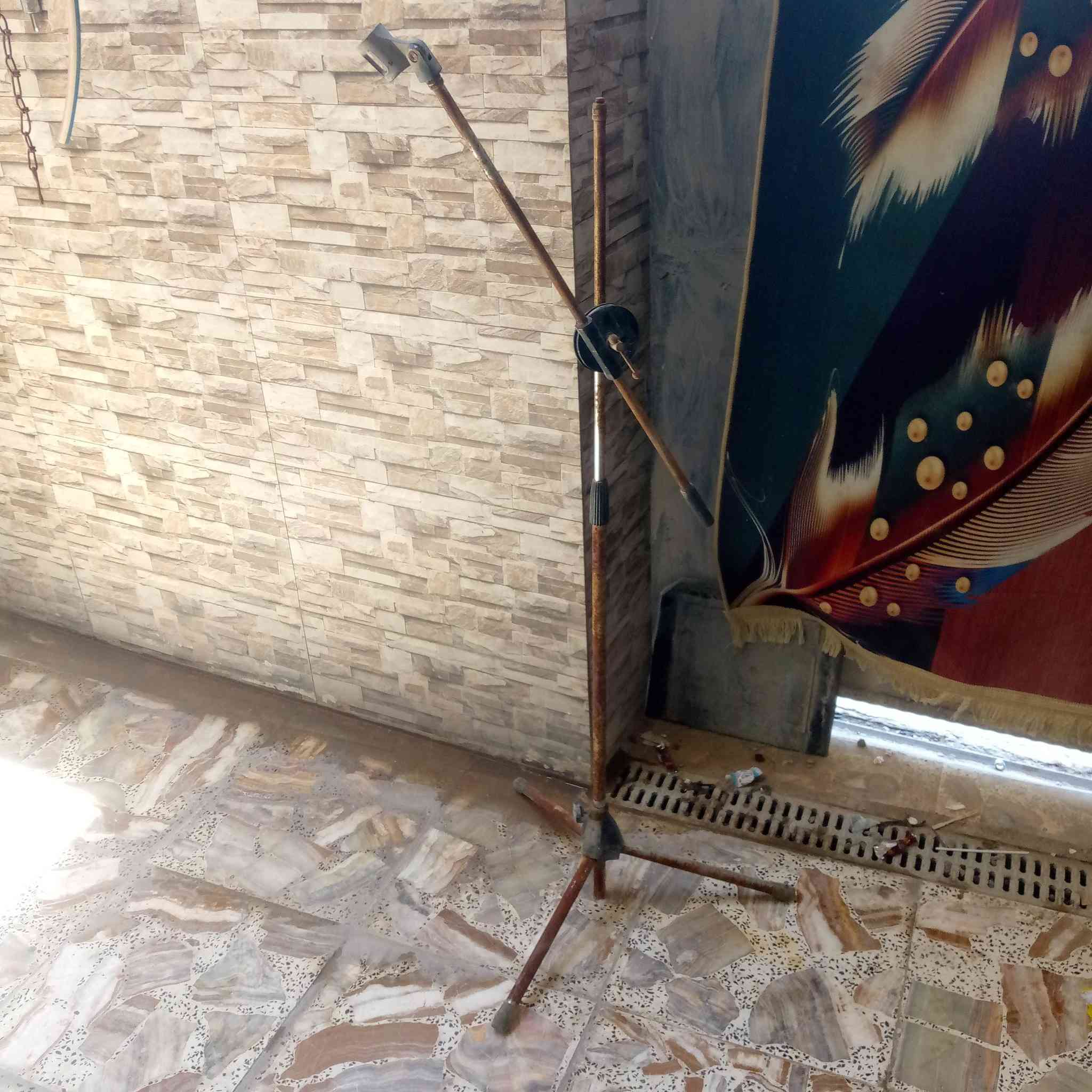 للبيع تنور غازي 25 ستانات واحد مال لاقطه واحد مال كامره كلشي مابيهن الواحد ب15 المكان مجمع الكرفانات قرب الجسر مال الشعلة الاولى قرب حي الأساتذة جكوك


**إذا كنت صاحب هذا الإعلان وتريد حذفه لأي سبب، رجاءا أرسل رسالة إلى الدعم الفني**