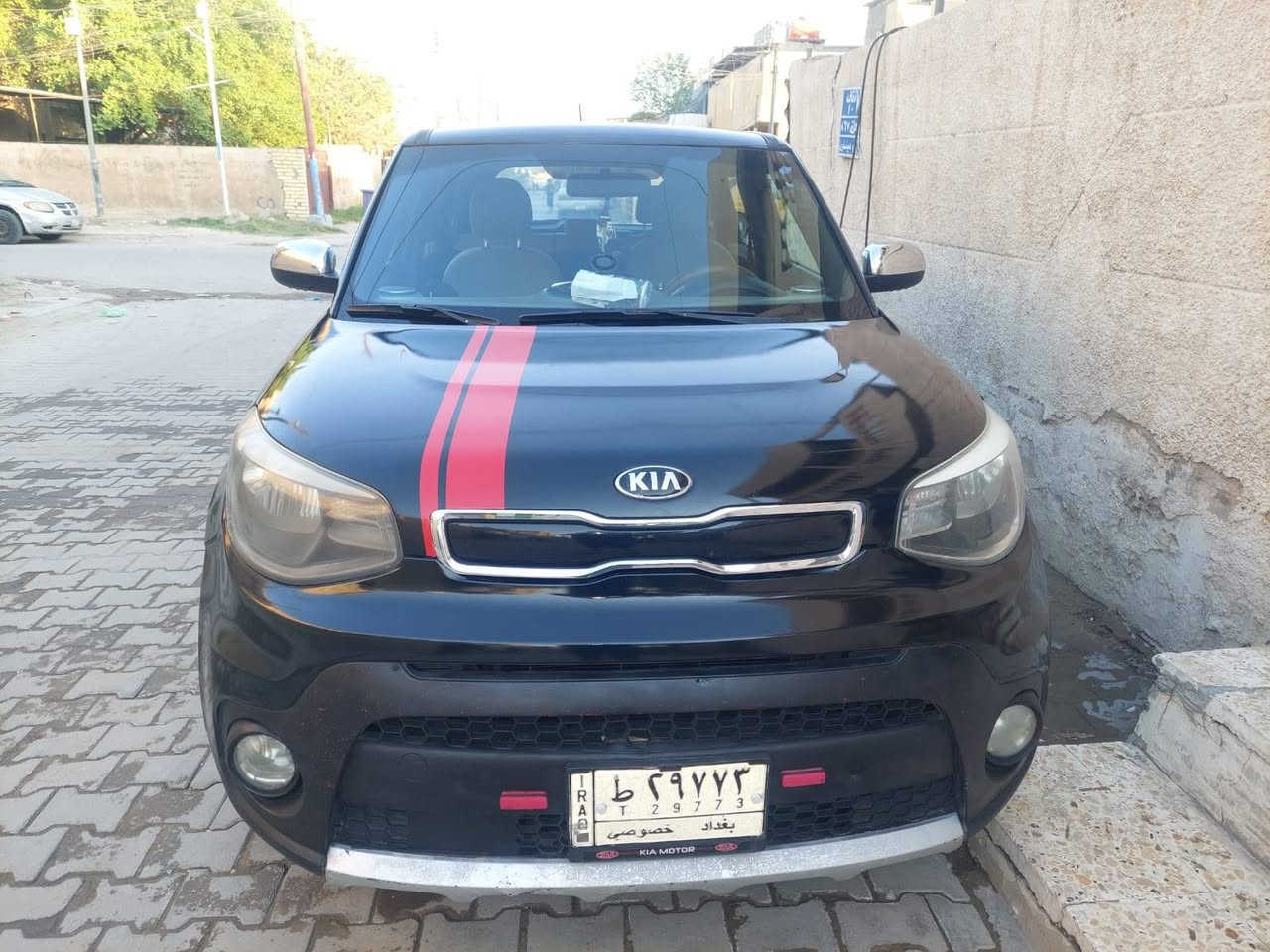 السلام عليكم سياره صول موديل ٢٠١٦ وارد امريكي السعر ٩٨ المكان بغداد ***********
