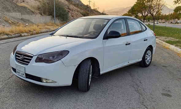 السلام عليكم،
النترا موديل 2010 خليجي

محرك 2.0 لتر / دوش

گير عادي

اربعه ديسك

داخل اصفر

اربع جامات كهربائي

3 قطع صبخ

جاملغين امامي و جاملغ خلفي / جهة السائق

مكان السيارة دهوك
سعر 96$

***********
