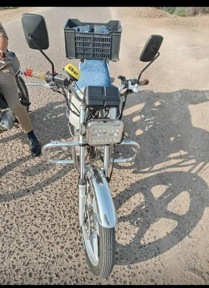 السلام عليكم دراجه بارت موديل ١٩ ابلاد اوراق اصولي وكيلهه بلبصره السعر ٧٠٠ وبيهه مجال قليل دراجه خير من الله كهربايات سلف كلهه شغال دراجه خير من الله مالت جناي مكاني بلجبايش يم نصب الشهيد رقم الهاتف ***********
