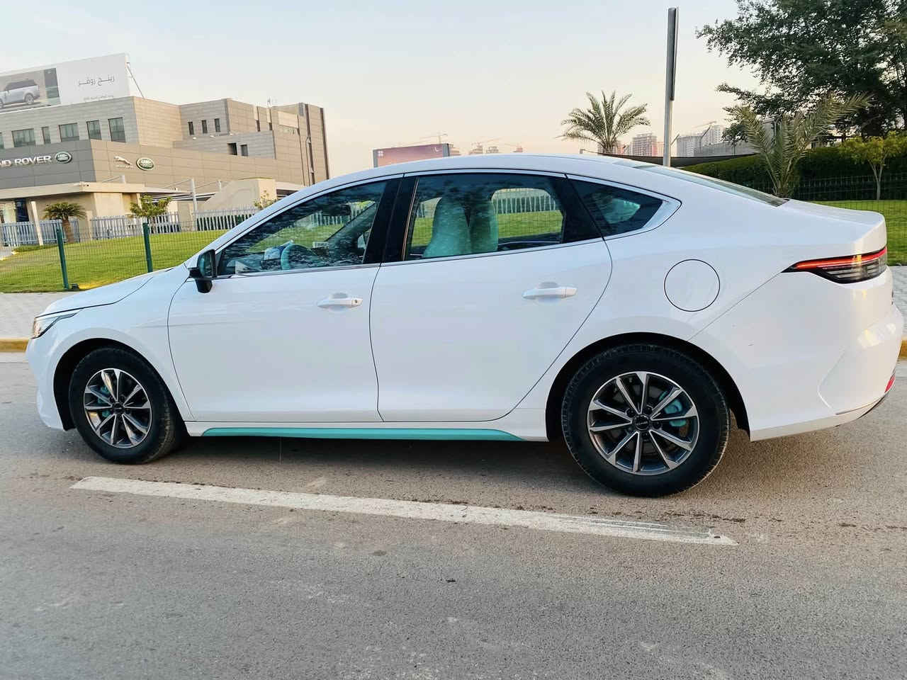 السلام عليكم BYD دستروير رقم بغداد بأسمي ماشيه 41.000 المواصفات معروفه السعر 18.750 مليون داخل فيروزي جلد ولد مخفي مكاني بغداد ***********
