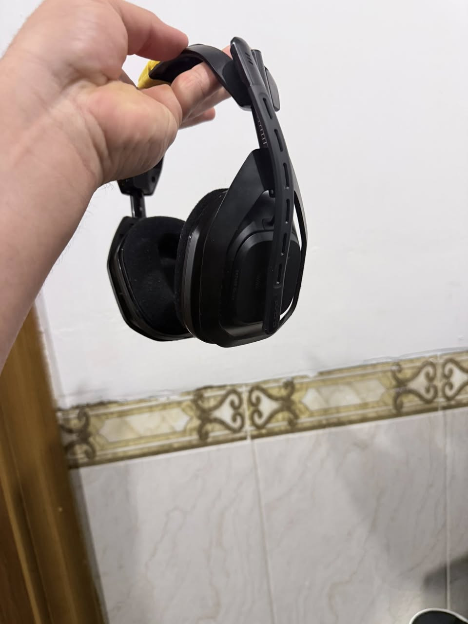سلام عليكم سماعات كيمنك نوع astro a50 gen4 النسخة الذهبية للبيع
شغالة عالفحص كلشي مابيهة مفولة والجناي يعرف شنو يعني a50  غراضهة كامله وكرتونه موجودة 

السعر 130  الف 

مكان نجف الاشرف وتوصيل موجود


**إذا كنت صاحب هذا الإعلان وتريد حذفه لأي سبب، رجاءا أرسل رسالة إلى الدعم الفني**
